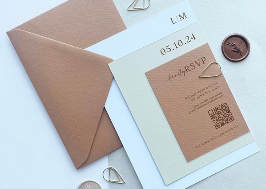 SIMPLE BUT CHIC INVITATION SUITE